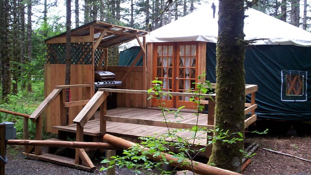 yurt-3-1.jpg
